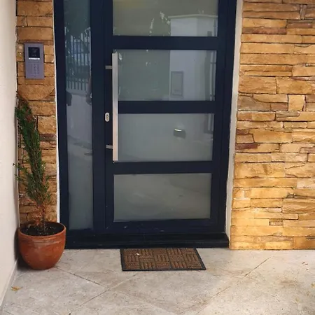 Morava 1 Asparuhovo House Апартаменты Варна